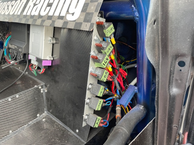 991230-53 Racing car Volvo 240 T5