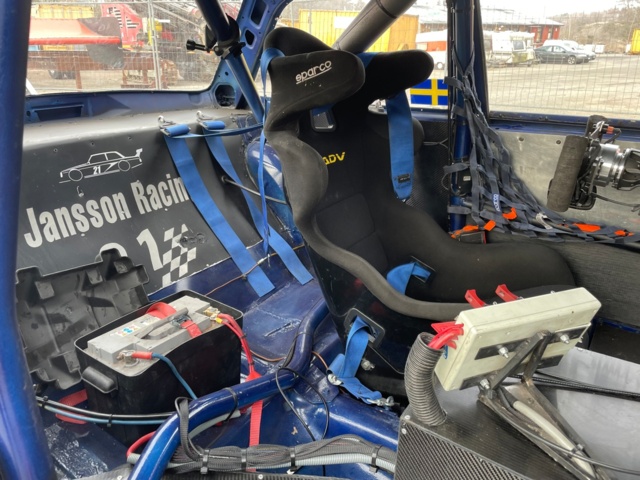 991230-54 Racing car Volvo 240 T5