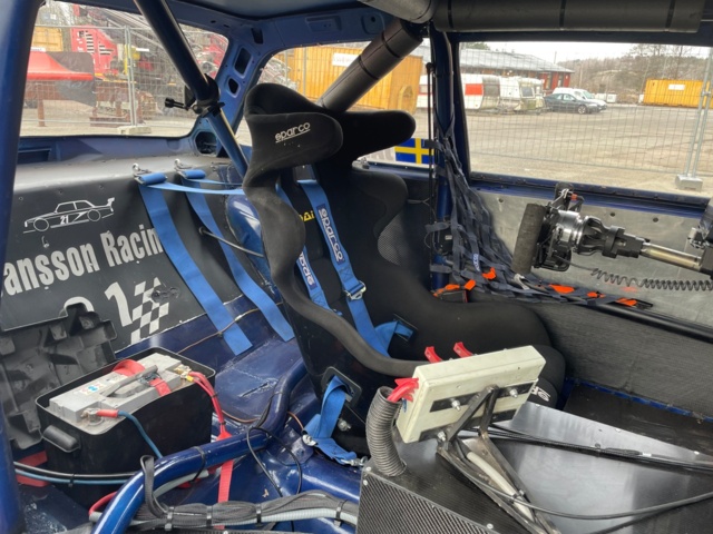 991230-56 Racing car Volvo 240 T5