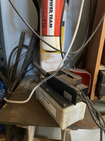 991232-4 Hydraulic Press SPX Power Team, capacity 25 tons