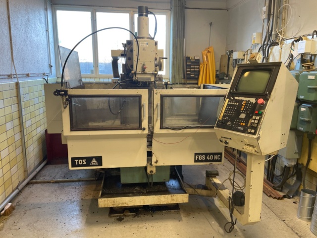 991235-1 Mill Tos FGS 40 NC BT50 1800rpm - 1985