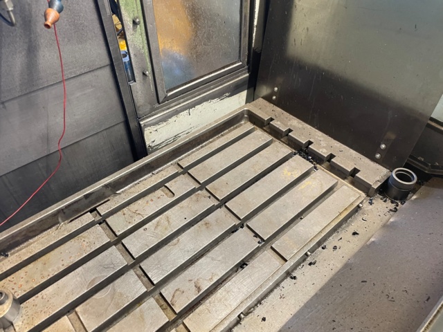 991235-9 Mill Tos FGS 40 NC BT50 1800rpm - 1985