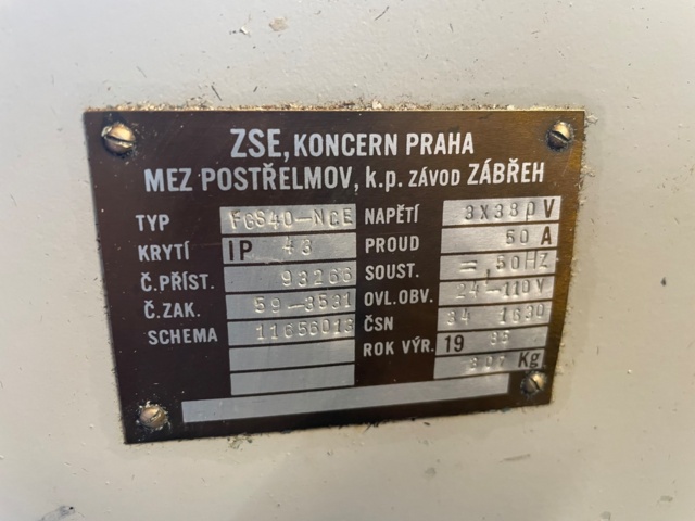 991235-14 Mill Tos FGS 40 NC BT50 1800rpm - 1985