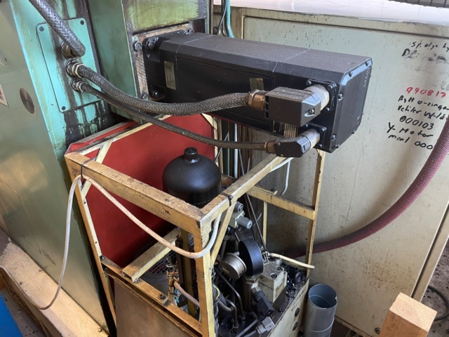 991235-21 Mill Tos FGS 40 NC BT50 1800rpm - 1985