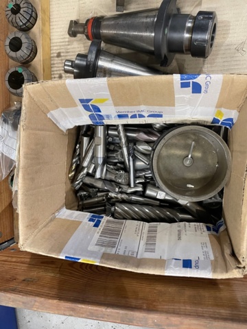 991235-39 Mill Tos FGS 40 NC BT50 1800rpm - 1985