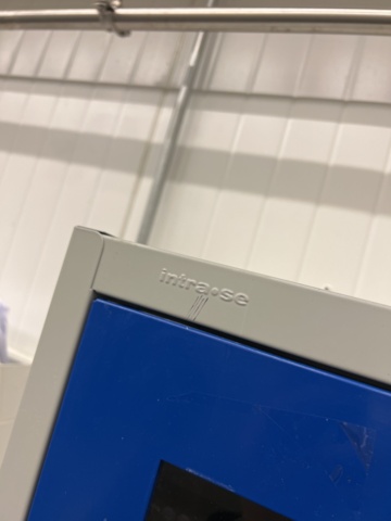 980857-7 Computer cabinet Intra.se with screen