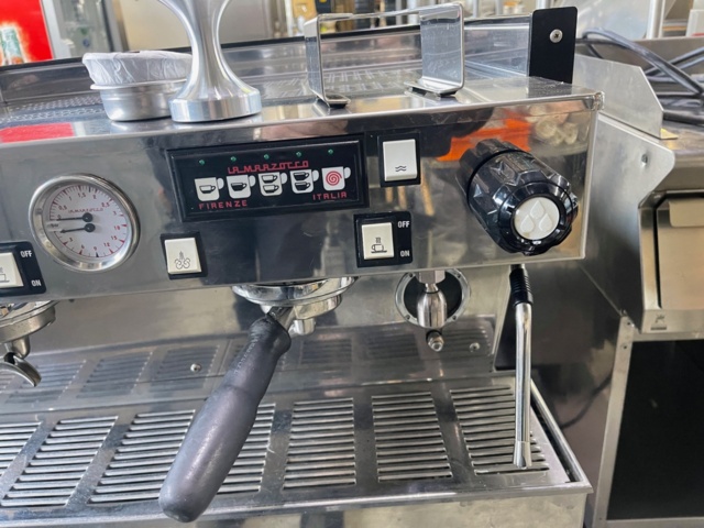 897725-4 Espresso machine La Marzocco LINEA 2AV incl. water pump and water filter