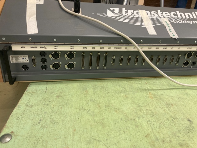 990740-10 Transtechnik Focus NT valaisinpöytä