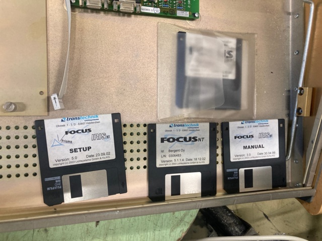 990740-12 Transtechnik Focus NT valaisinpöytä