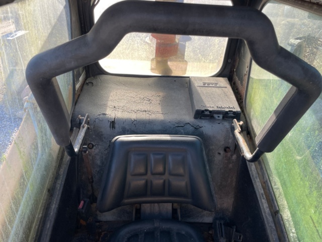 991241-24 Mini dumper Case 1840