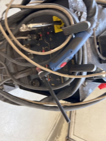 962713-4 TIG welding Esseti 250 and gas welding trolley