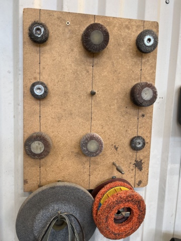 962716-7 Collection of pneumatic grinding tools