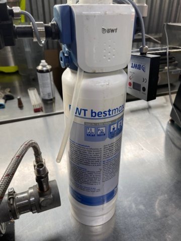 897725-9 Espresso machine La Marzocco LINEA 2AV incl. water pump and water filter