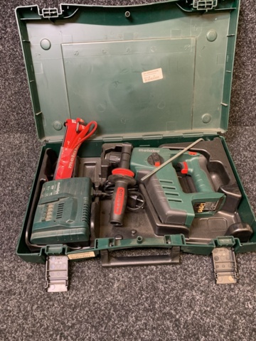 1000495-2 Battery-powered hammer drill Metabo BHA 18 LT (machine and charger only)