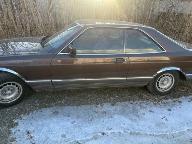 993526-3 Mercedes-Benz 380 SEC - 1983