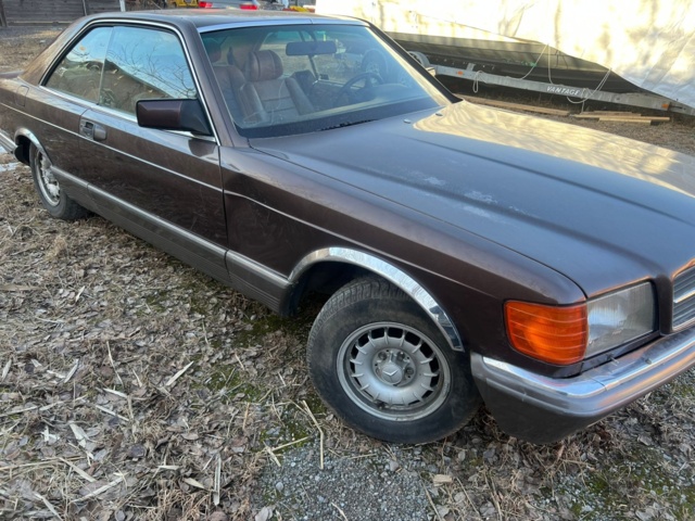 993526-6 Mercedes-Benz 380 SEC - 1983