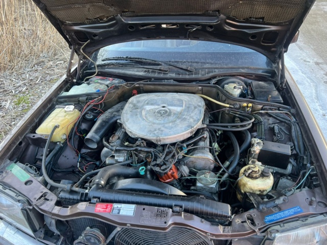 993526-11 Mercedes-Benz 380 SEC - 1983