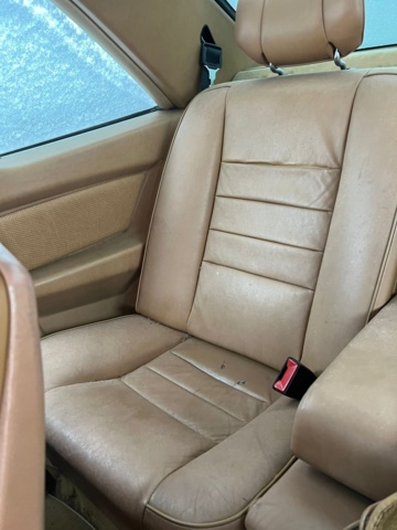 993526-15 Mercedes-Benz 380 SEC - 1983