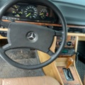 993526-19 Mercedes-Benz 380 SEC - 1983