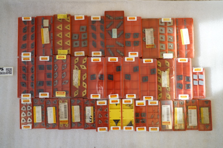 Sandvik turning inserts in various sizes (New) - PS Auction - We value ...