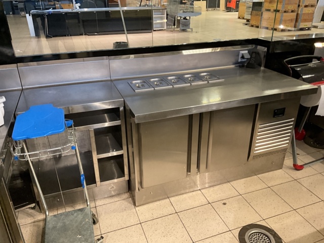 961903-9 Complete Sushi Bar