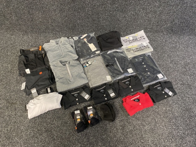 1002609-1 Assortment of work clothes