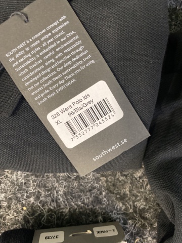 1002609-8 Assortment of work clothes