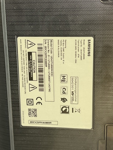 921572-12 TV/monitors, 3 pcs (Samsung and TCL)