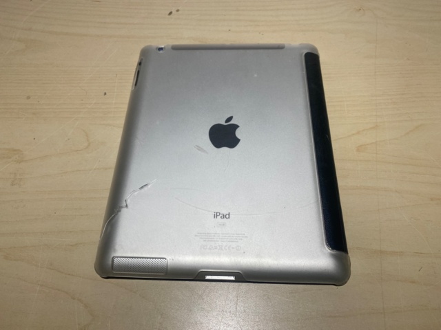 957776-6 iPad 16GB Wi-Fi + Cellular (3rd generation)