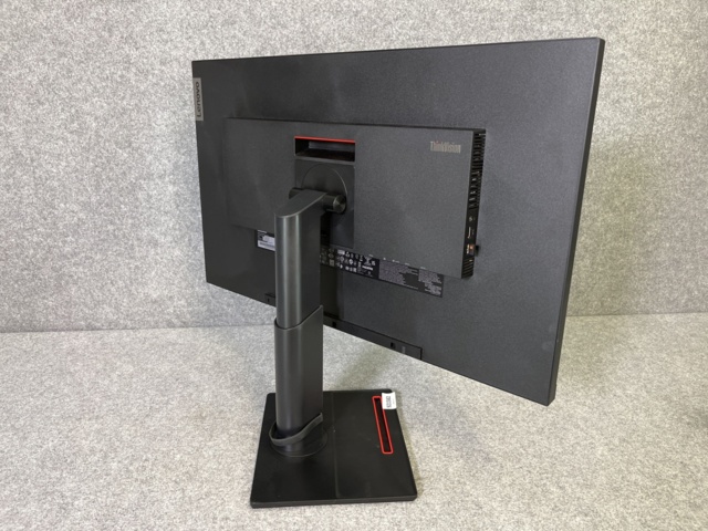 921582-3 Monitor 32" Lenovo ThinkVision T32P-20