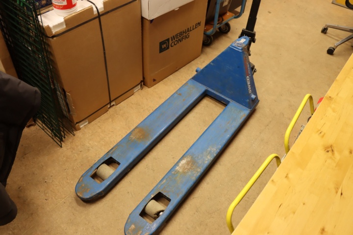930971-2 Pallet puller