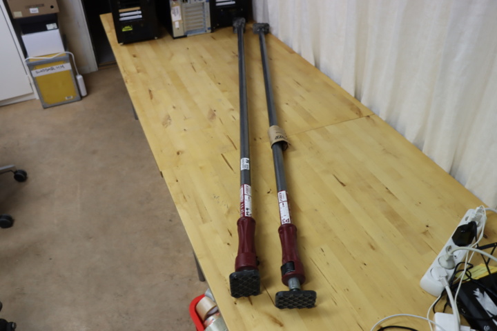 930979-1 2 st Teleskopstöd Piher p3