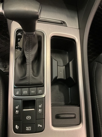 961959-19 Kia Optima Sport Wagon Plug-in Hybrid - 2018