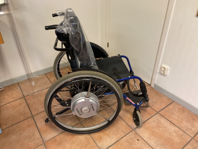 1001086-1 Electric wheelchair Panthera