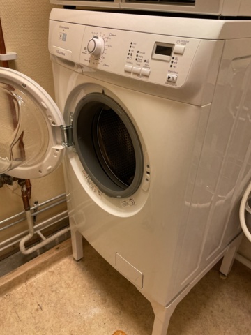 862378-8 Washing machine & tumble dryer