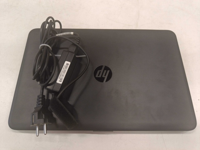 888058-11 2 used HP Laptops