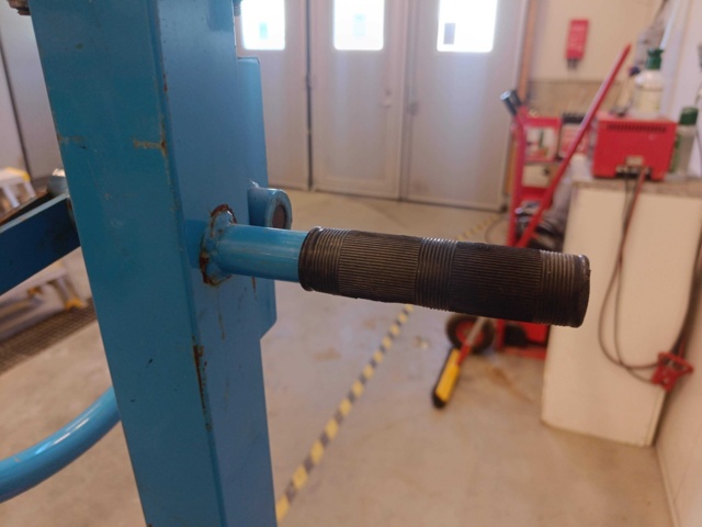 928894-8 Disc lift OBM