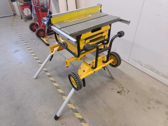 928901-3 Split saw DeWalt DW745