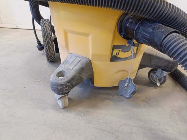 928903-4 Industrial vacuum cleaner DeWalt DWV902M