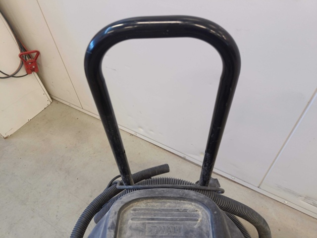 928903-5 Industrial vacuum cleaner DeWalt DWV902M