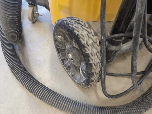 928903-7 Industrial vacuum cleaner DeWalt DWV902M