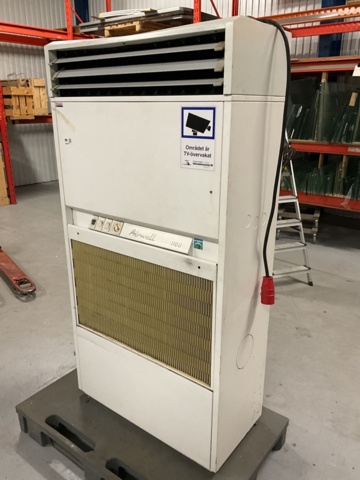 1001551-2 Larger air conditioning