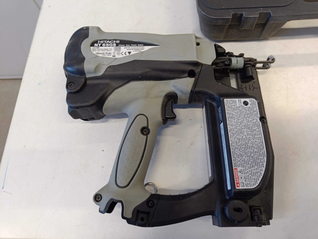 928918-7 Stripping gun Hitachi NT 65GS