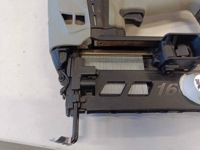 928918-10 Stripping gun Hitachi NT 65GS