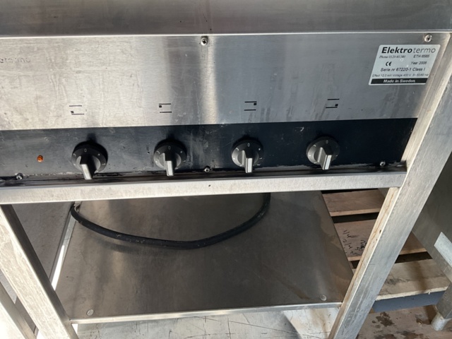 1001558-2 Stove with four plates Electro Termo