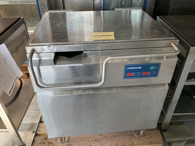 1001559-1 Roasting table metos on legs tiltable