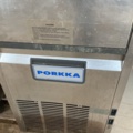 1001564-3 Ice machine porkka