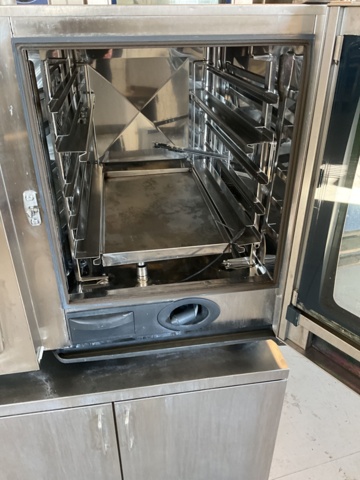 1001589-6 Rational oven Self cookingCenter SCC 61 on stand