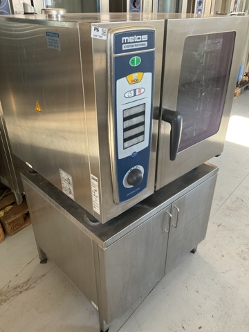 1001589-7 Rational oven Self cookingCenter SCC 61 on stand