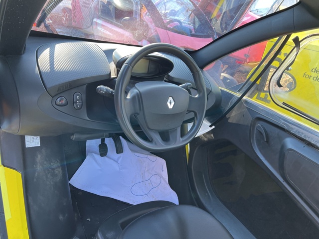 869538-13 Renault Twizy Urban 80 7 kWh - 2018 - YZS287